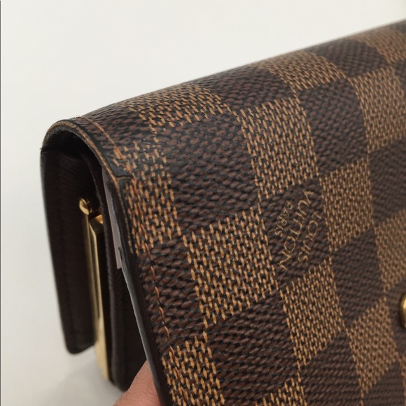 Authentic Louis Vuitton Kisslock Wallet - Picture 15 of 16